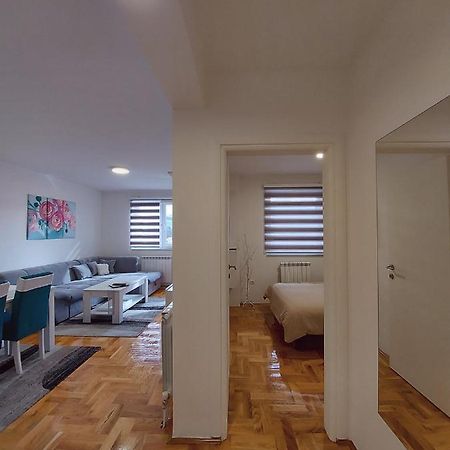 Apartman Victoria Lukavica Ngoại thất bức ảnh