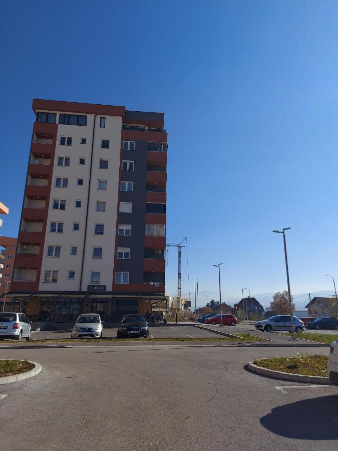 Apartman Victoria Lukavica Ngoại thất bức ảnh